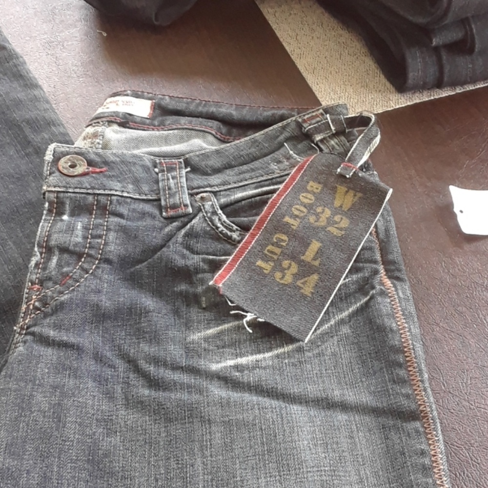 Jeans
